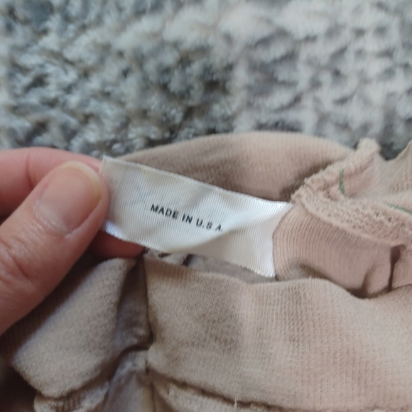 Spanx Thinstincts Mid-Thigh Shorts Sz C - Picture 4 of 4